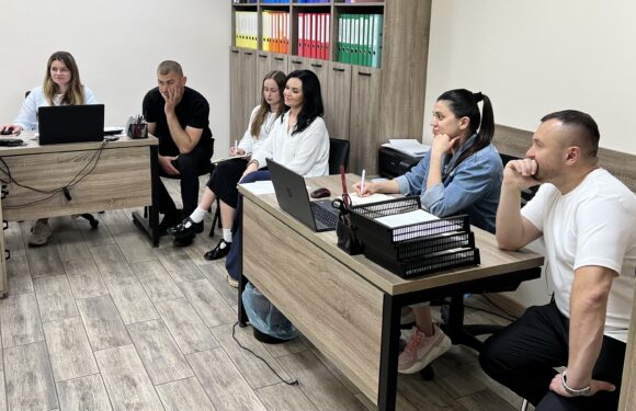 Адміністрація ТРЦ «HAPPY.MALL» навчається з Malls Club Адміністрація ТРЦ «HAPPY.MALL» навчається з Malls Club