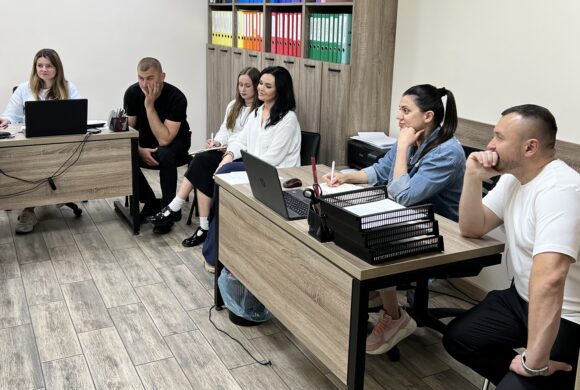 Адміністрація ТРЦ «HAPPY.MALL» навчається з Malls Club